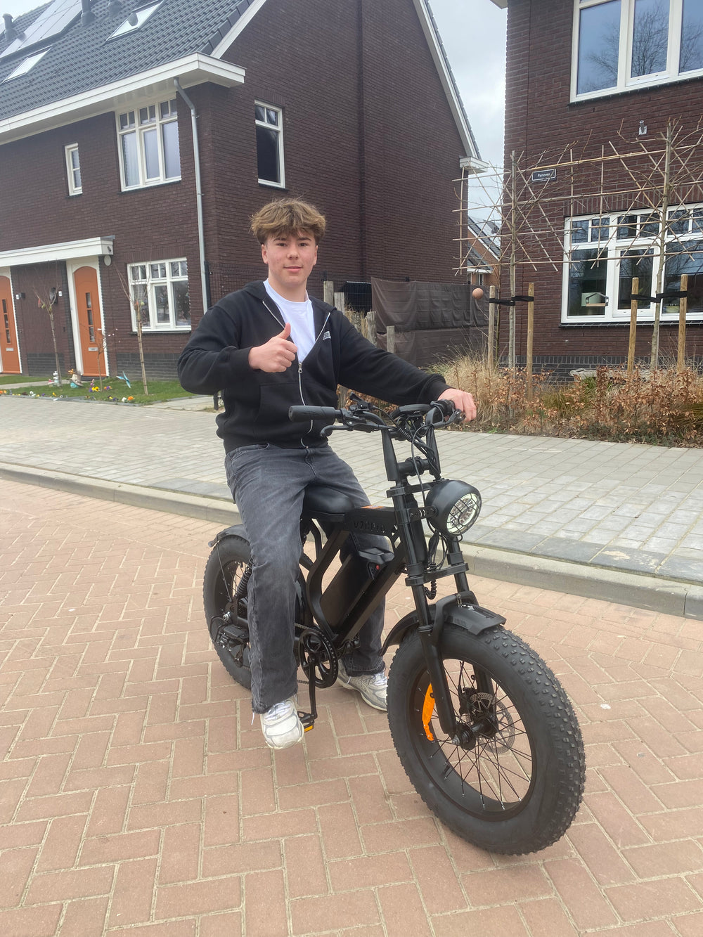 <h2>Meer dan 1000+ tevreden klanten!</h2>