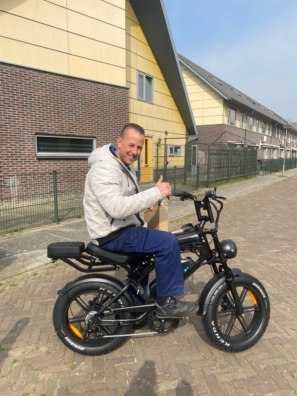 <h2>Meer dan 1000+ tevreden klanten!</h2>